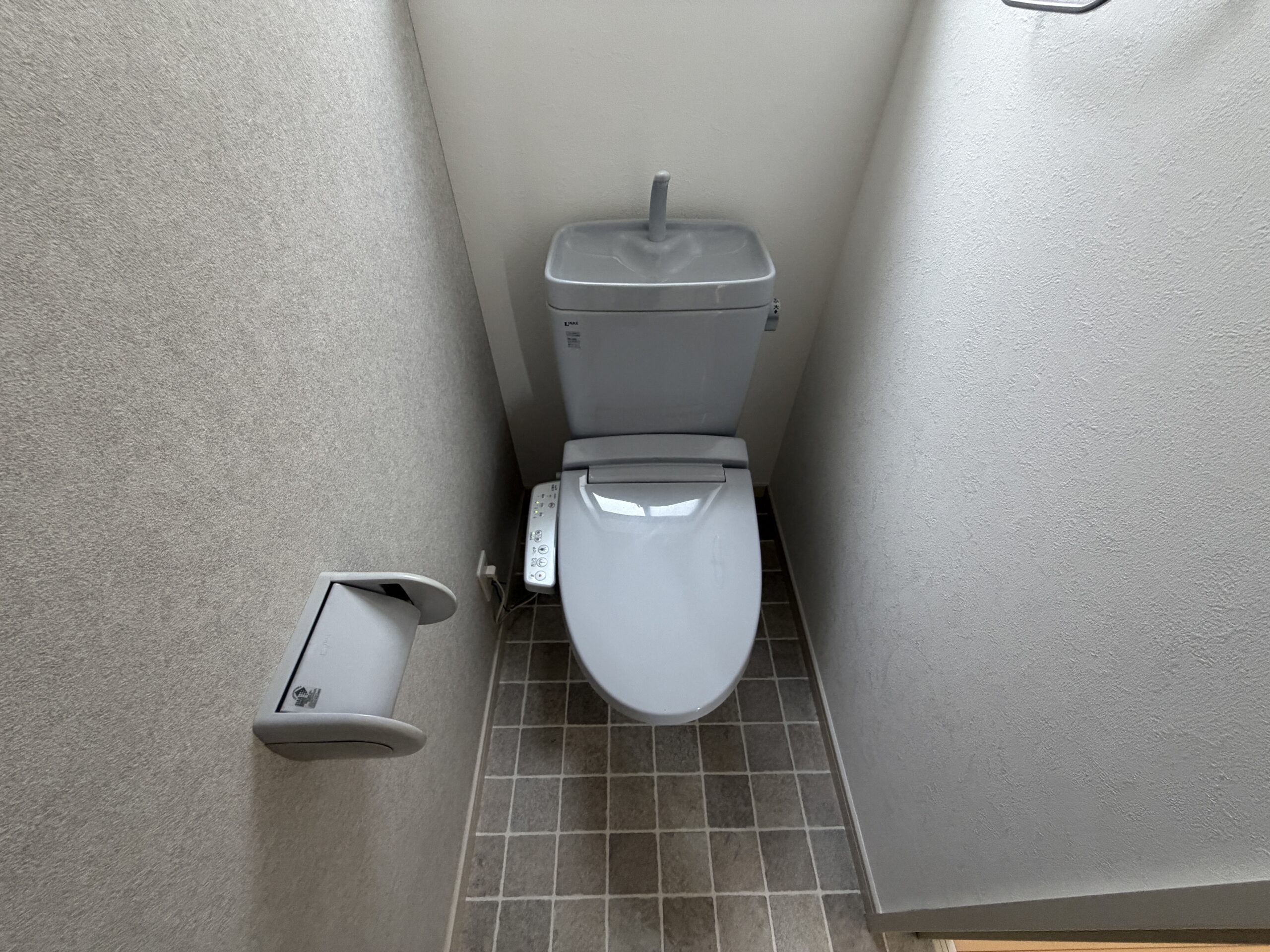 堺市西区草部　地下室付き中古戸建の写真