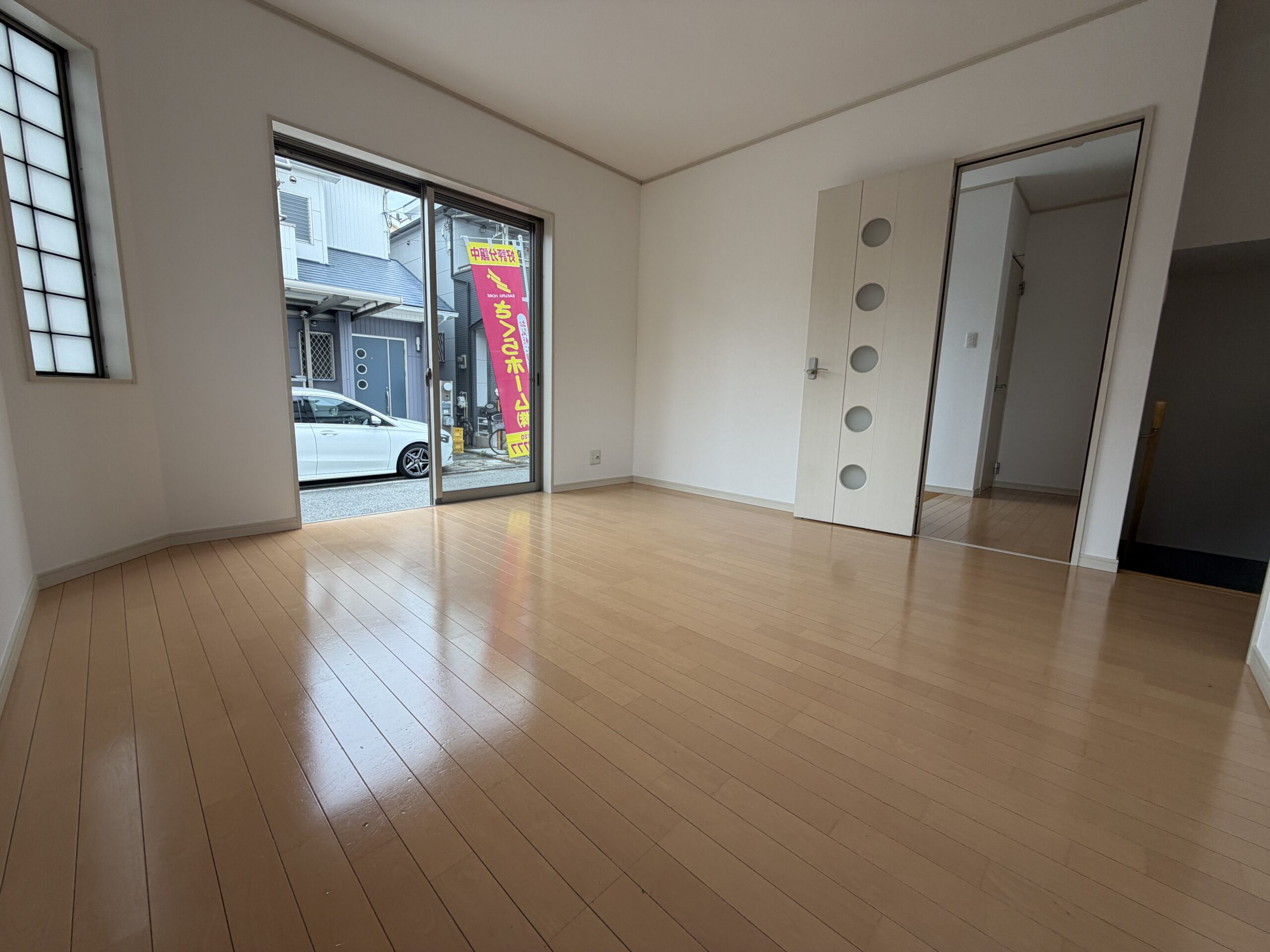 堺市西区草部　地下室付き中古戸建の写真